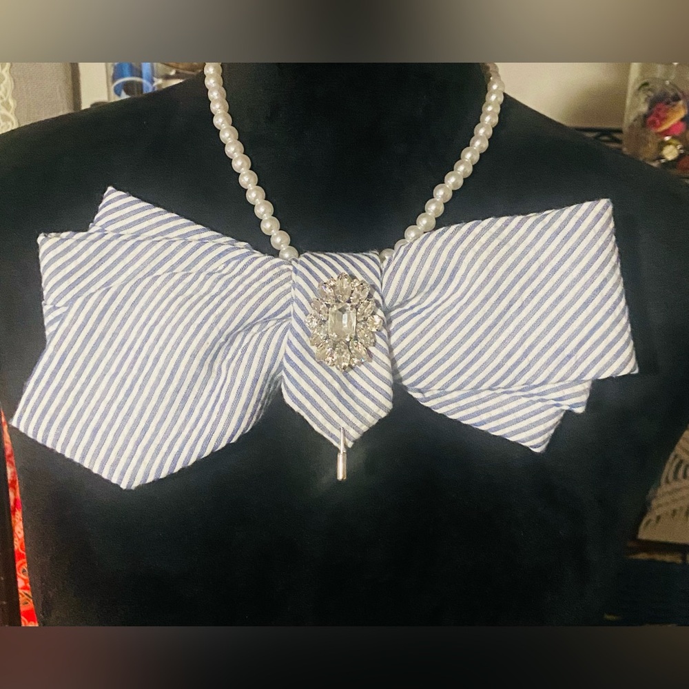 Striped Bow Necklace with Pearl Accents